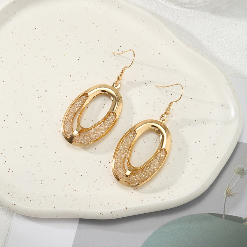Damen Ohrringe mit filigranem, modernem Design Shop Nory