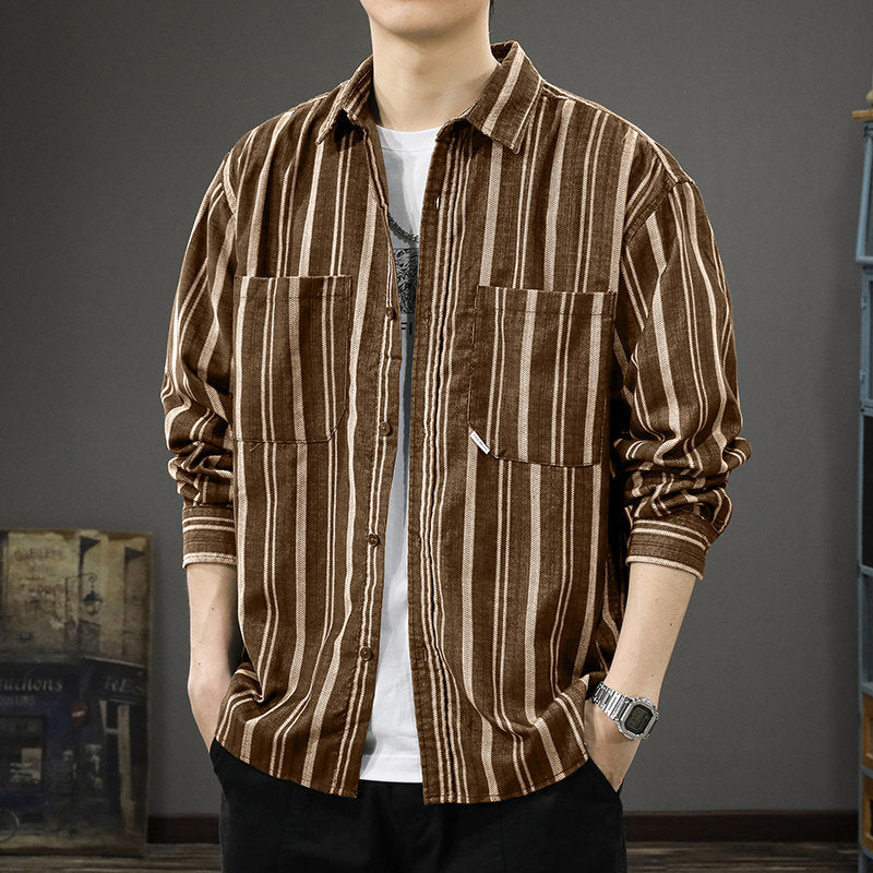 Herren Oversized Breitcord-Hemdjacke mit vertikaler Streifenstruktur und aufgesetzten Brusttaschen Shop Nory