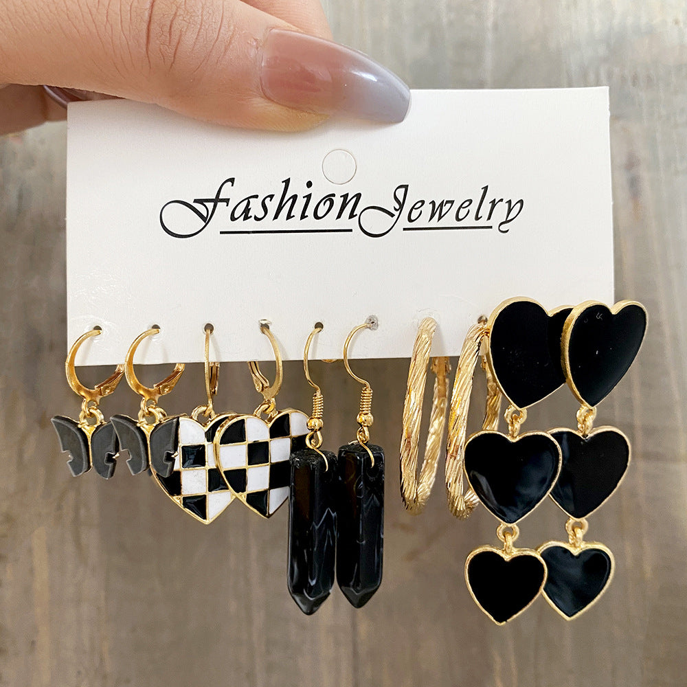 Damen Ohrringe Set aus diversen Designs mit floralen und geometrischen Akzenten Shop Nory