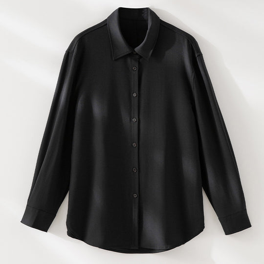 Damen Oversize-Satinbluse im Hemdcut mit klassischem Kragen und abgerundetem Saum Shop Nory