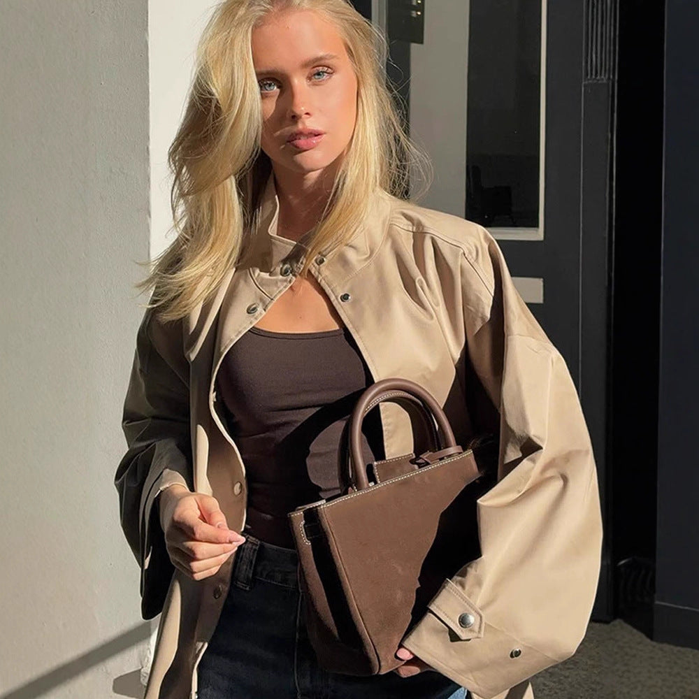 Damen Oversize Kurzmantel im Trench‑Look mit kastiger Silhouette und verdeckter Druckknopfleiste Shop Nory