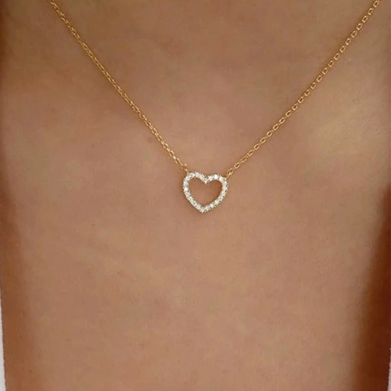 Damen Halskette mit funkelndem Anhänger aus Zirkonia Shop Nory