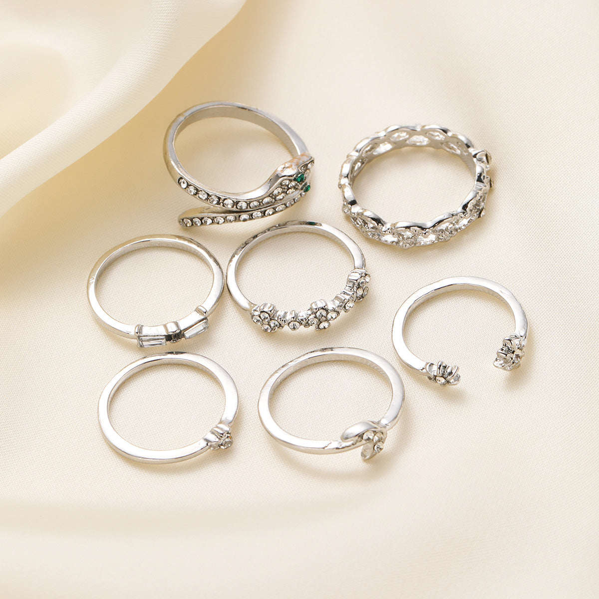 Damen Ring-Set mit funkelnden Akzenten und liebevollen Botschaften Shop Nory