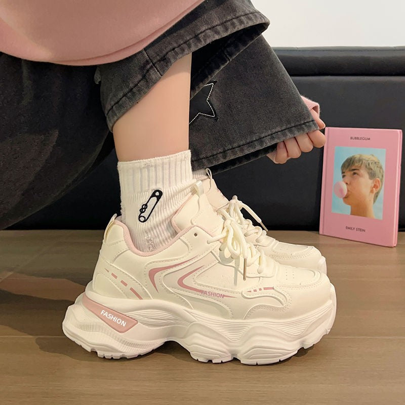 Damen Skulpturierte Wedgesneaker mit stufiger Plateausohle, atmungsaktivem Mesh und gepolstertem Komfortkragen Shop Nory