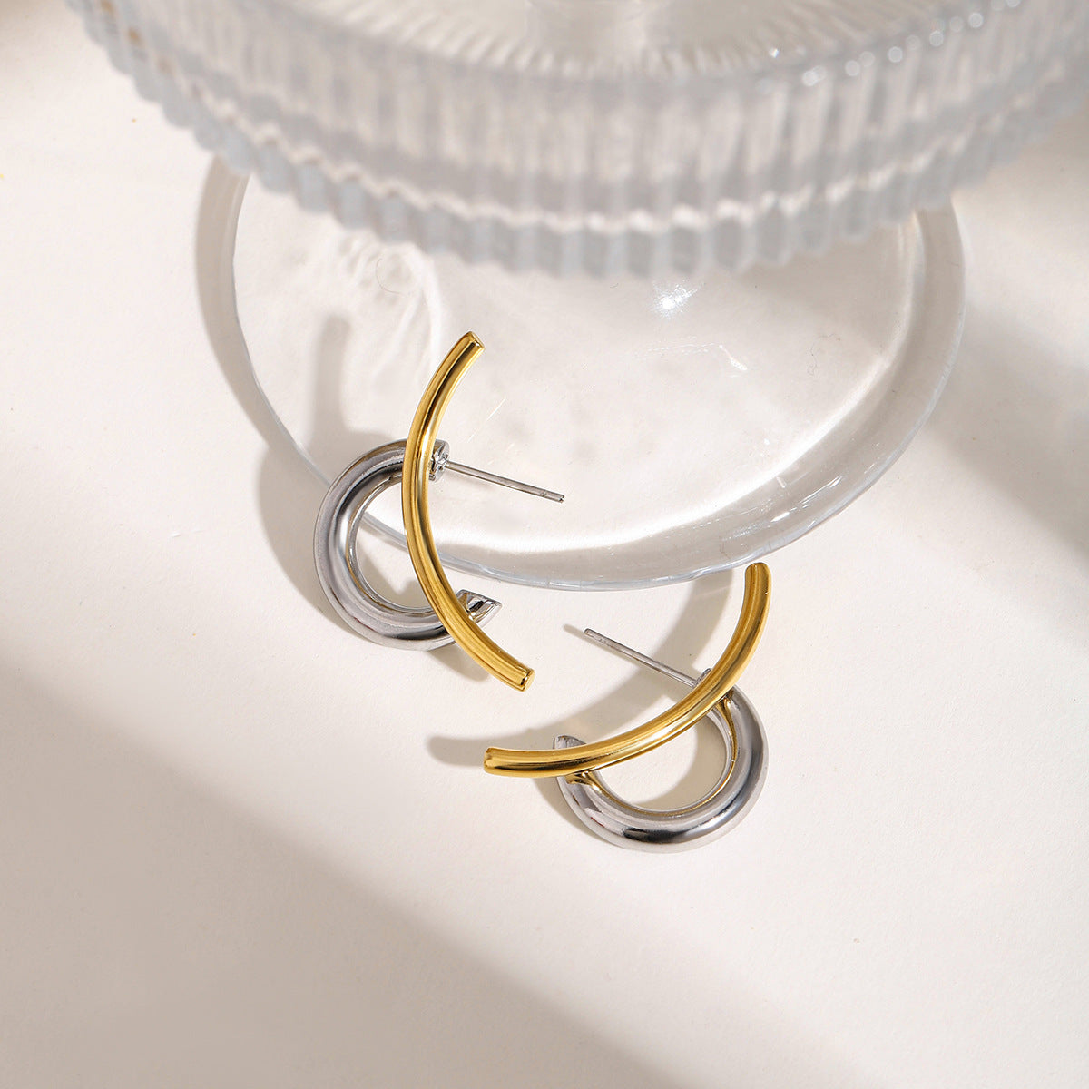 Damen Moderne und elegante Ohrringe aus Edelstahl Shop Nory