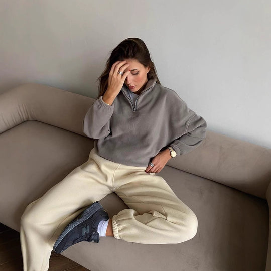 Damen Fleece-Halbzip-Sweatshirt oversized mit Stehkragen, Kängurutasche-Optik und elastischen Bündchen Shop Nory