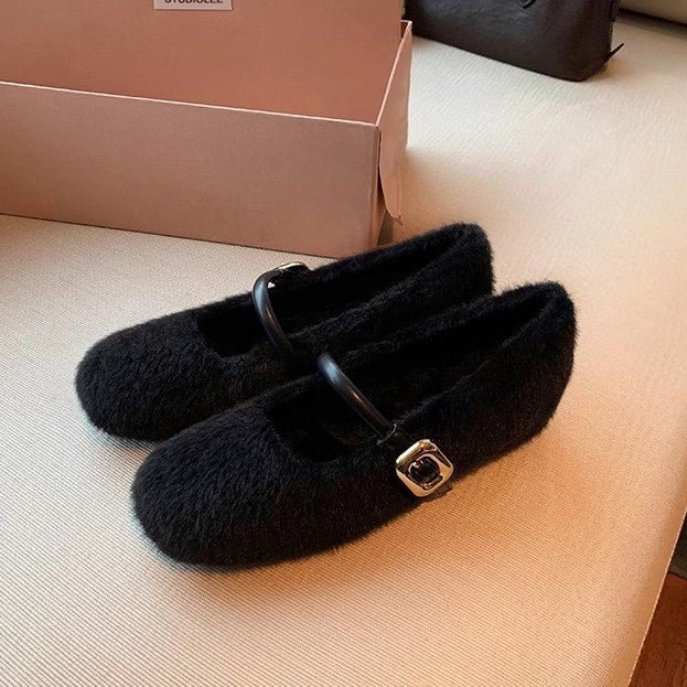 Damen Kuschelige Faux‑Fur Mary‑Jane‑Slipper mit gepolstertem Komfortfußbett und goldener Schnallenapplikation Shop Nory