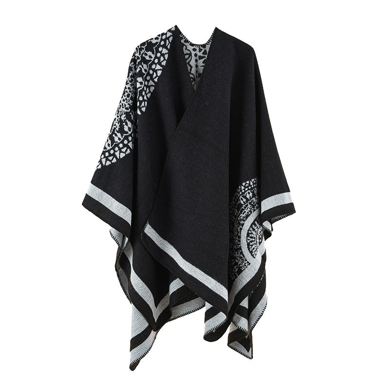 Damen Oversized Strickponcho mit Musterbesatz und asymmetrischem Saum Shop Nory