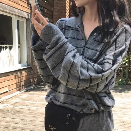Damen Oversize-Polokragen-Strickpullover mit Streifen und halber Knopfleiste Shop Nory