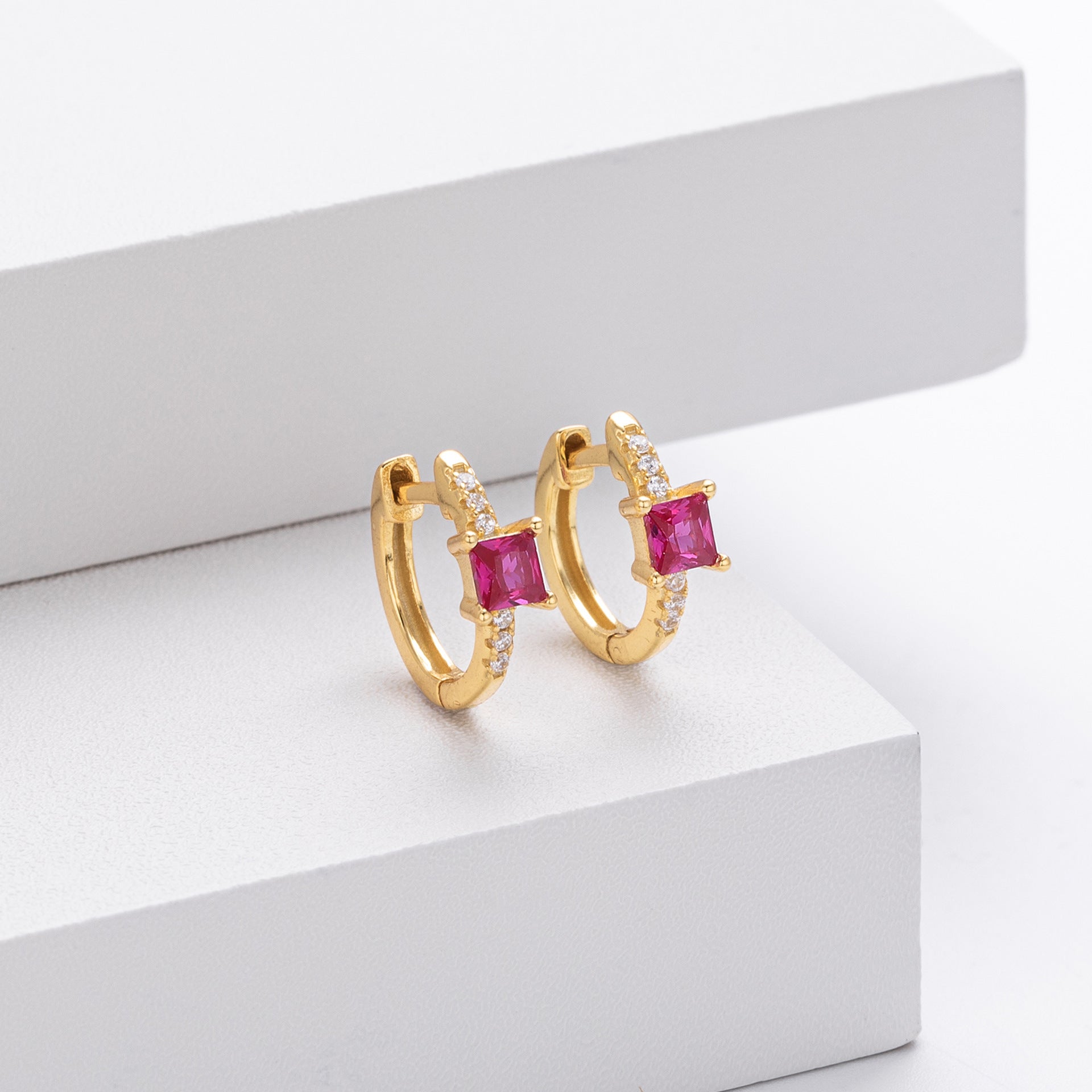 Damen Ohrhänger mit funkelndem Zirkon und modernem Design Shop Nory