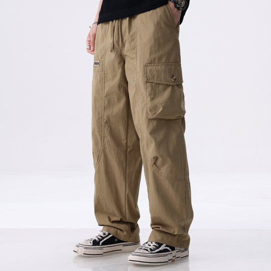 Herren Weite Utility-Cargohose aus Baumwollmix mit Kordelzugbund und aufgesetzten Klappentaschen Shop Nory