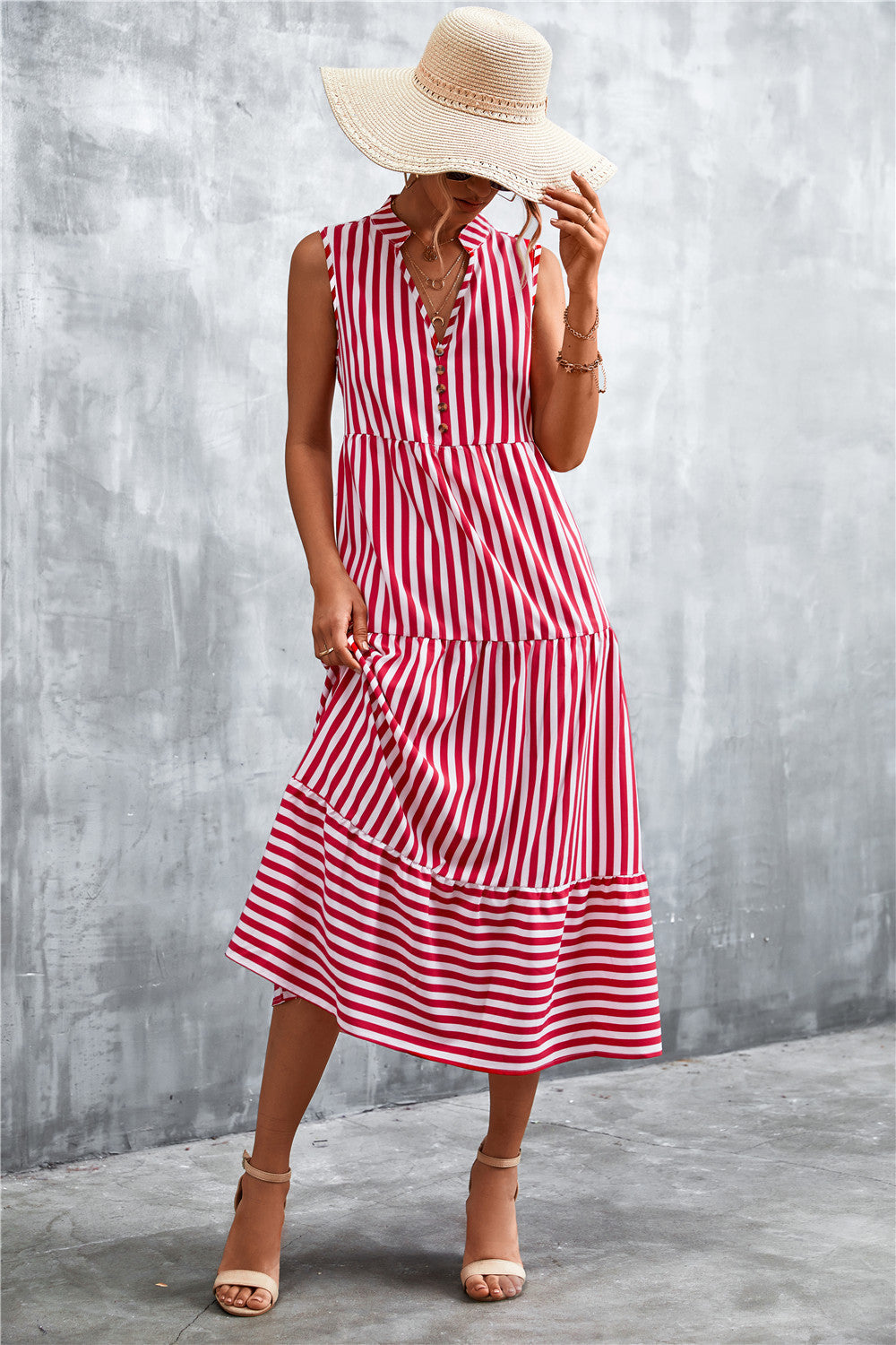 Damen Maxikleid mit gestreiftem Design, durchgehendem Knopfverschluss und voluminösem Saum