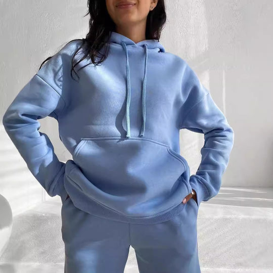 Damen Oversize Loungewear-Set aus weichem Baumwollmischfleece mit Kapuzenpullover und schmal zulaufender Jogginghose Shop Nory