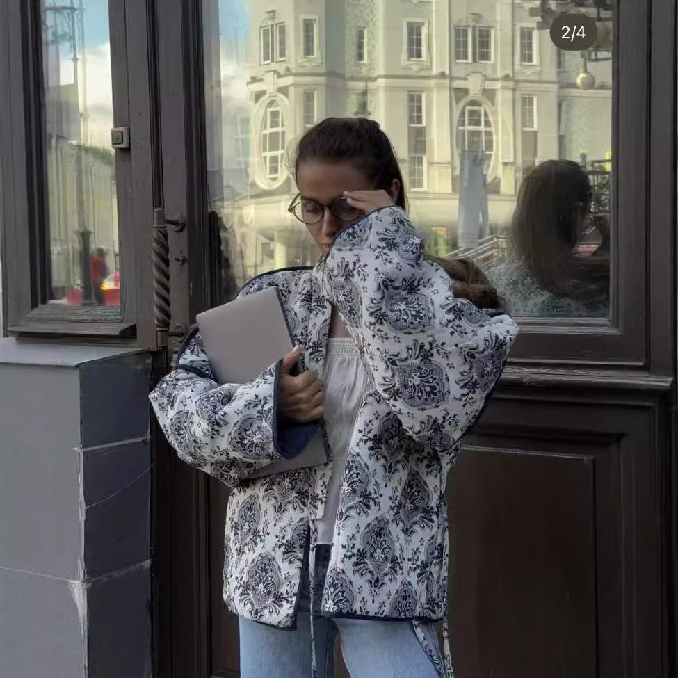 Damen gewattete Kimono-Jacke mit Taillengürtel und ornamentalem Print Shop Nory
