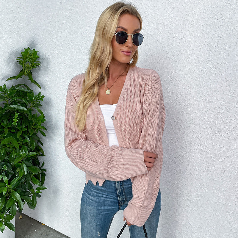 Damen Kurzgeschnittener Feinstrick-Cardigan mit V‑Ausschnitt und Wellensaum Shop Nory