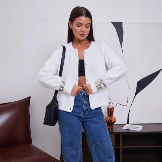 Damen Kuschelige Strickjacke mit Knopfdetails Shop Nory