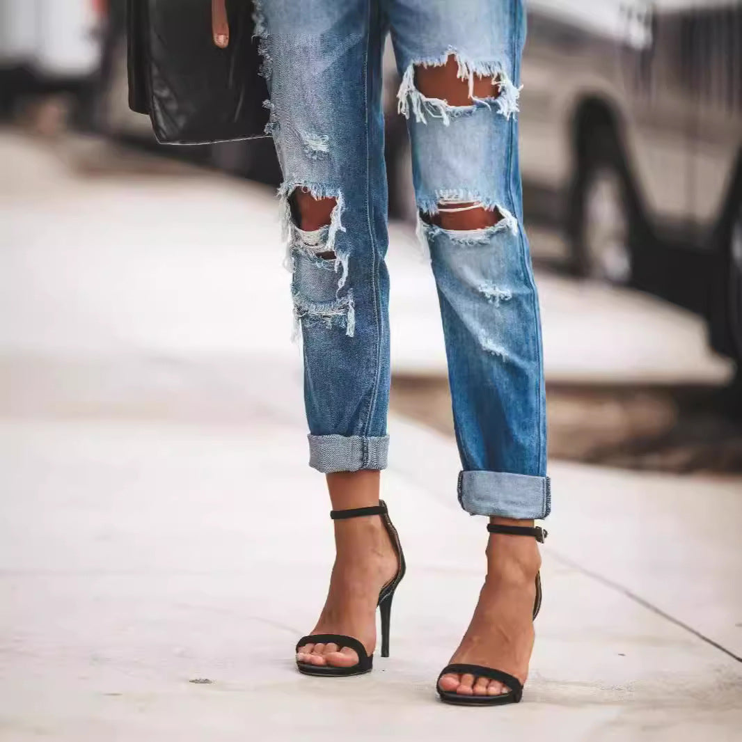 Damen Destroyed Boyfriend Jeans im lässigen Stil mit hohen Rissdetails