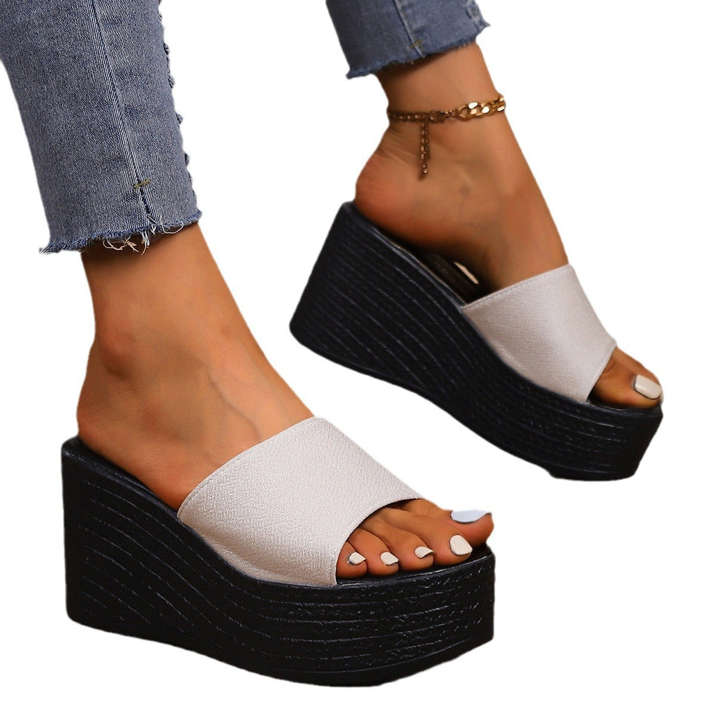 Damen Wedge-Pantoletten mit elegantem Schnitt und komfortabler Sohle