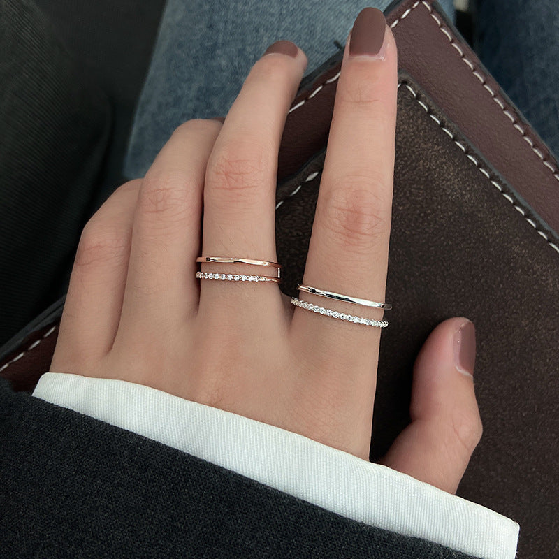 Damen designierter Ring mit funkelnden Zirkonia und elegantem Doppelband Shop Nory