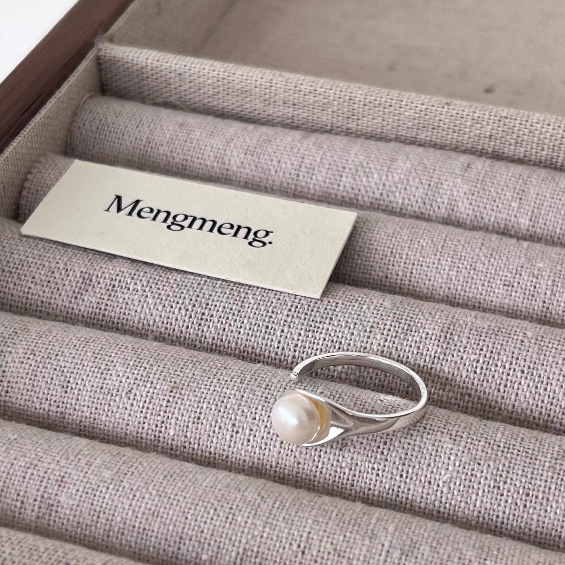Damen Zierlicher Ring mit Perlenakzenten Shop Nory