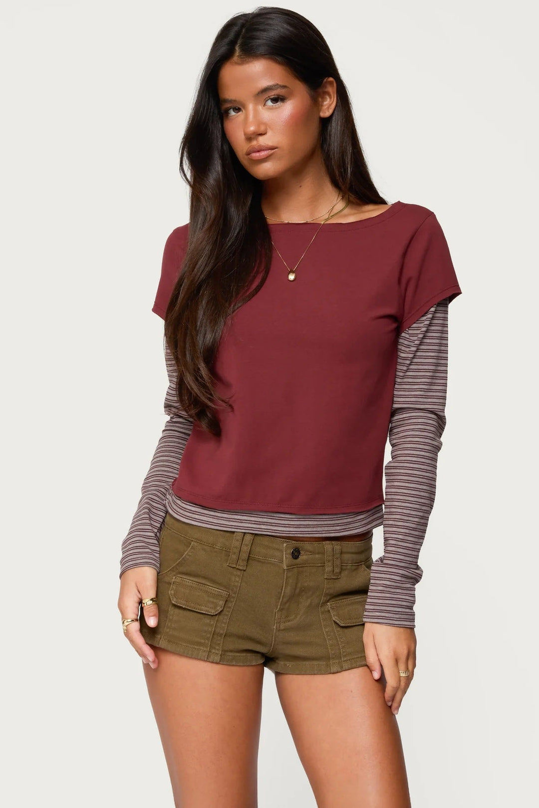 Damen modisches Langarmshirt mit einzigartigen Streifen und kurzem Schnitt Shopnory