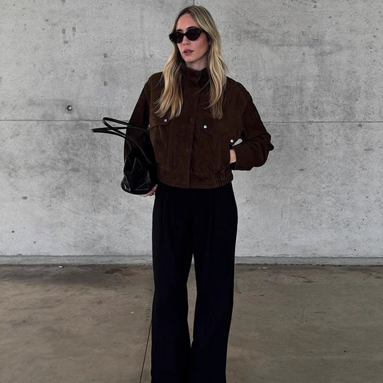 Damen Kurzjacke aus Veloursleder mit aufgesetzten Pattentaschen Shop Nory