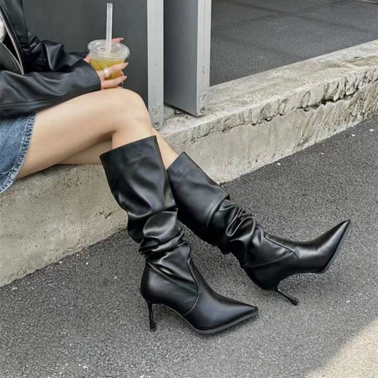 Damen Slouchy kniehohe Stiefel mit spitzer Zehenform und skulpturellem Stiletto-Absatz Shop Nory