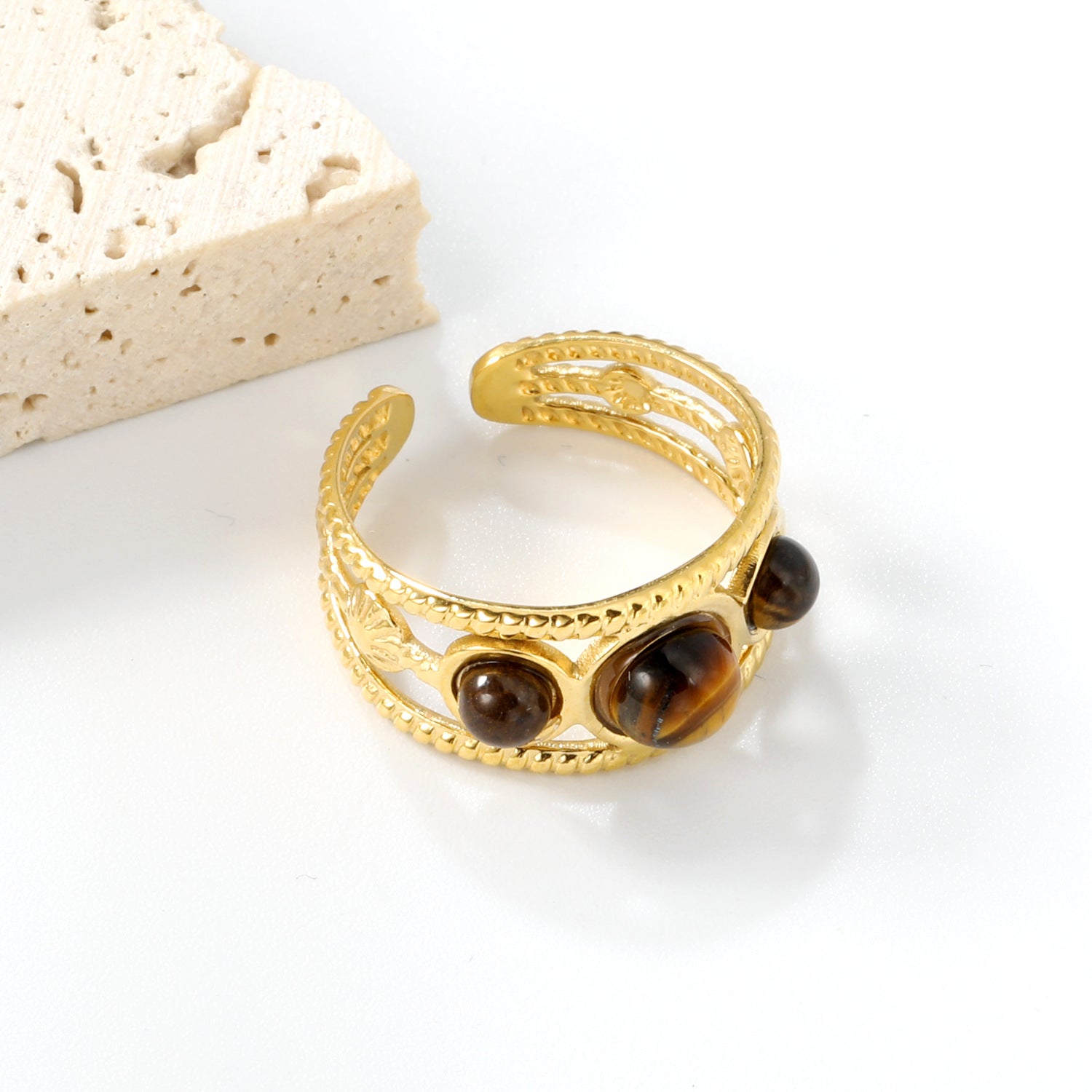 Damen offener Ring mit kunstvollen Tigerauge-Elementen und anpassbarem Design Shop Nory