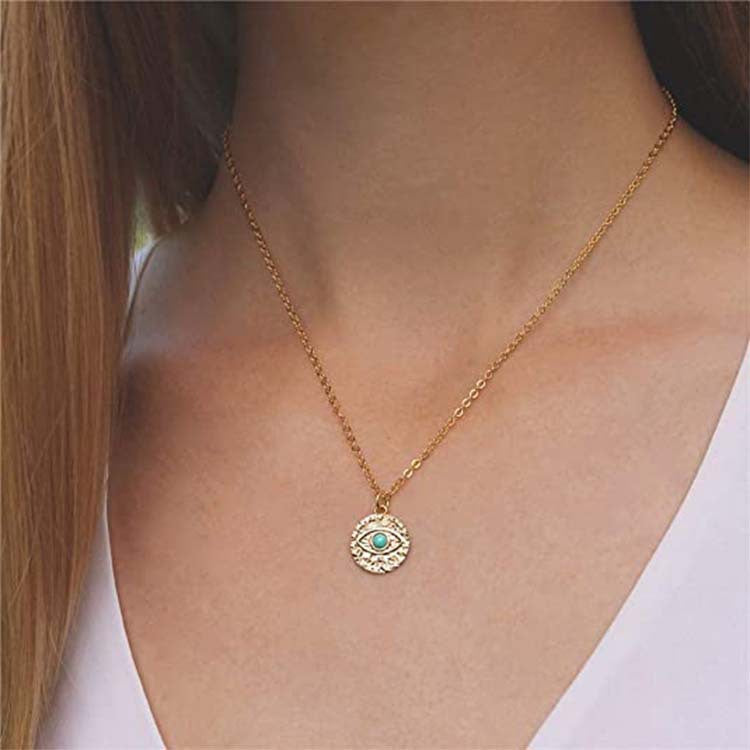 Damen Halskette mit dreifachem Kettendesign und schützendem Augenanhänger Shop Nory