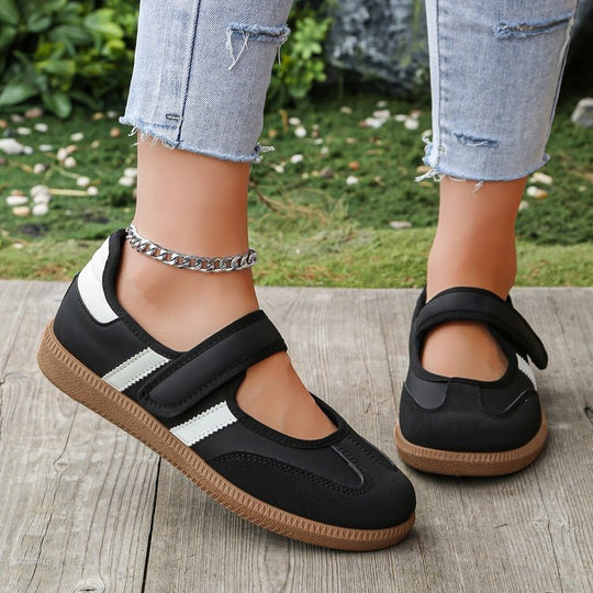 Damen Mary-Jane-Sneaker mit Klettverschluss, leichter Profilsohle und Komfortfußbett Shop Nory