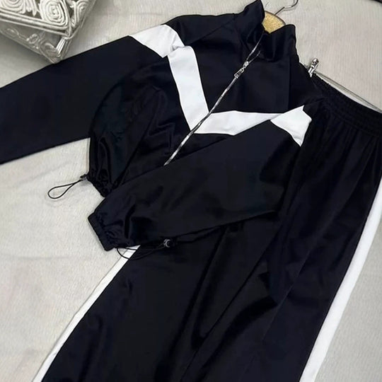 Damen Retro-Trainingsanzug mit Reißverschlussjacke und elastischer Bundhose Shop Nory