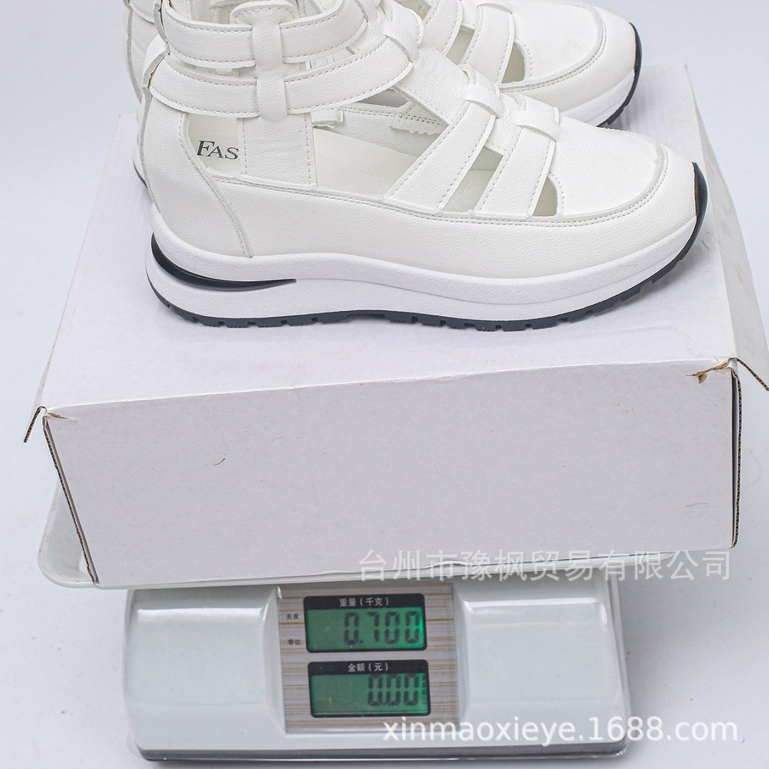 Damen Keil-Plateau Sneaker-Sandale mit Cut-Outs, Reißverschluss und gepolstertem Fußbett Shop Nory