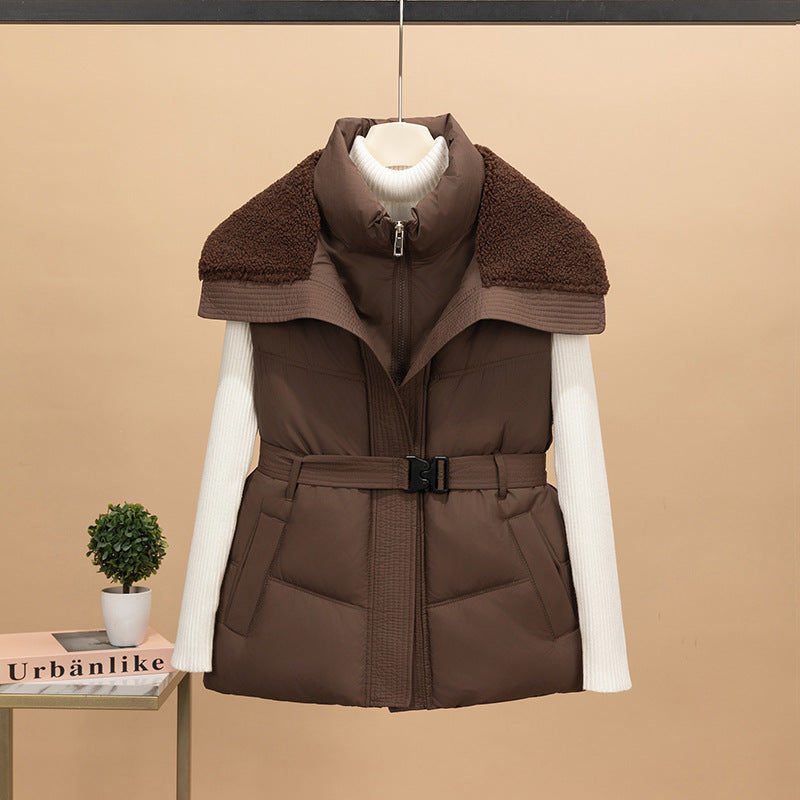 Damen nan gesteppte Weste mit abnehmbarer Sherpa-Kapuze und Rippenstrickärmeln Shop Nory