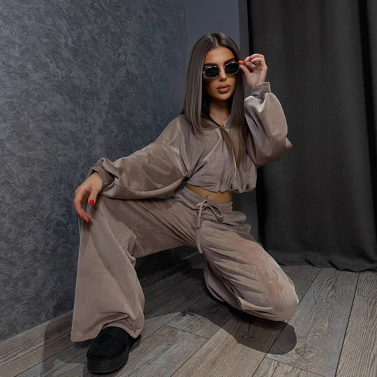 Damen luxuriöses Velours-Cropped-Hoodie und High-Waist Weite Jogginghose Set Shop Nory