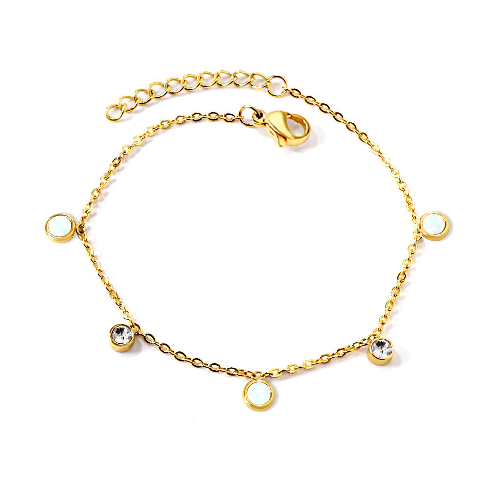 Damen zartes, goldplattiertes Armband mit funkelnden Zirkonia und herzförmigen Anhängern Shop Nory