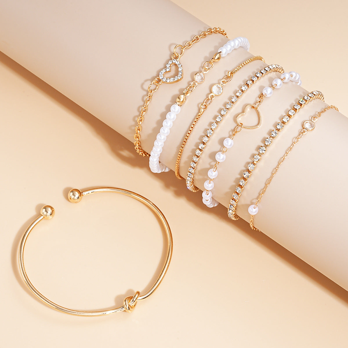 Damen Armband-Set mit funkelnden Kristallen und eleganten Perlen Shop Nory