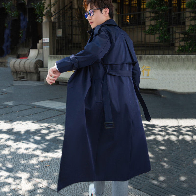 Herren Eleganter langer Trenchcoat mit Bindegürtel und Rückenpasse Shop Nory