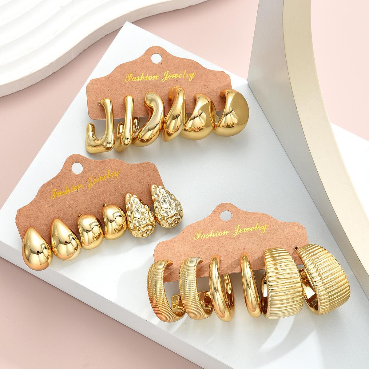 Damen Ohrstecker Set mit funkelnden Designs und eleganten Oberflächen Shop Nory