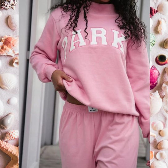 Damen Gemütliches Freizeit-Set mit Oversize kurz geschnittenem Sweatshirt und elastischen Baumwoll-Shorts Shop Nory
