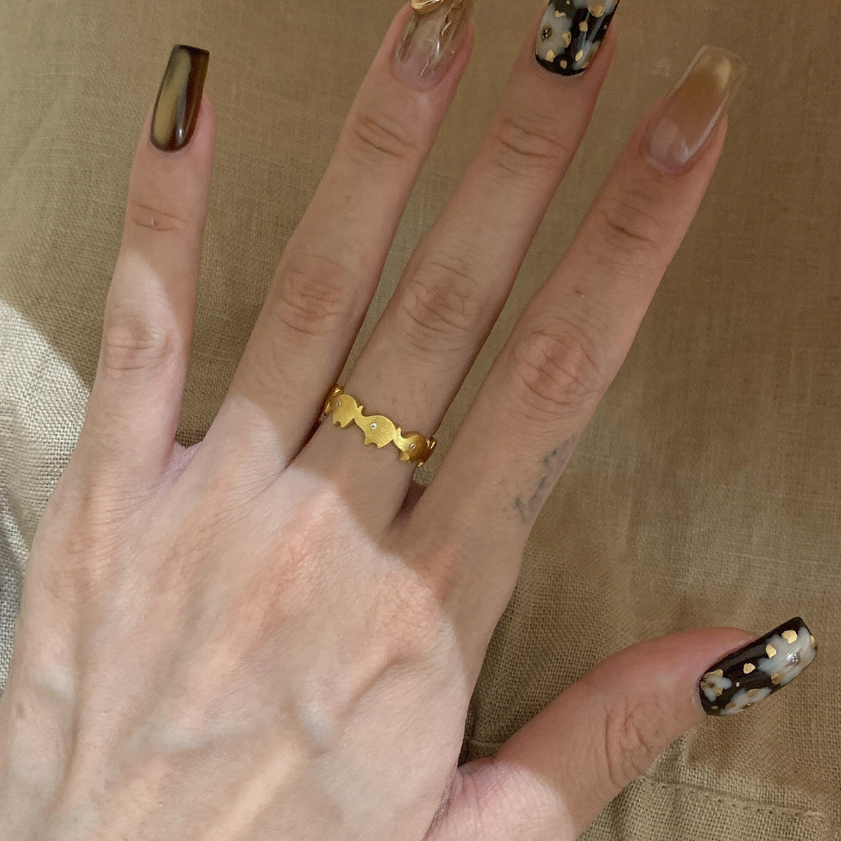 Damen Ring mit verspieltem Tiermotiv aus hochwertigem Material Shop Nory