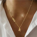 Damen personalisierte Infinity-Halskette mit Initial-Anhänger und glänzendem Design Shop Nory