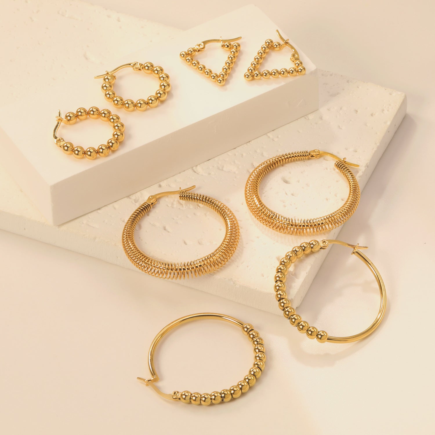 Damen Ohrstecker mit elegantem, kugelförmigem Design aus hochwertigem Edelstahl Shop Nory