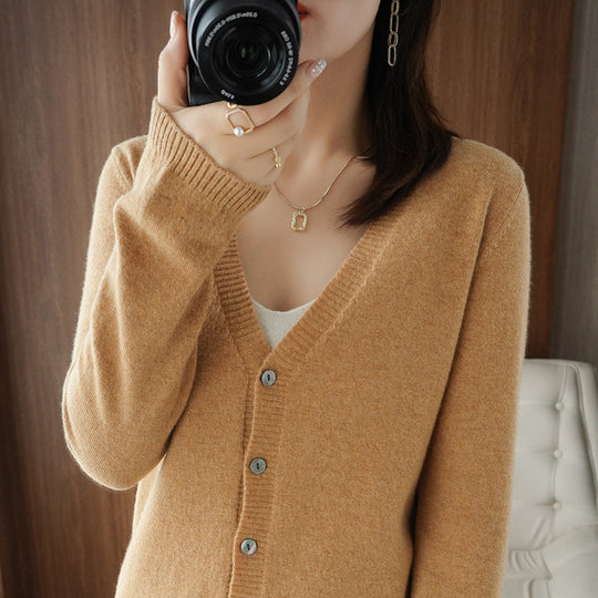 Damen Leichter V‑Ausschnitt-Cardigan aus Kaschmir‑Mix mit feiner Rippkante Shop Nory