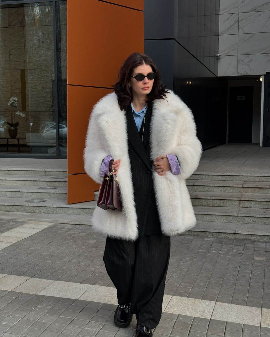 Damen Kurzjacke aus voluminösem Hochflor‑Kunstpelz mit Oversize‑Silhouette Shop Nory