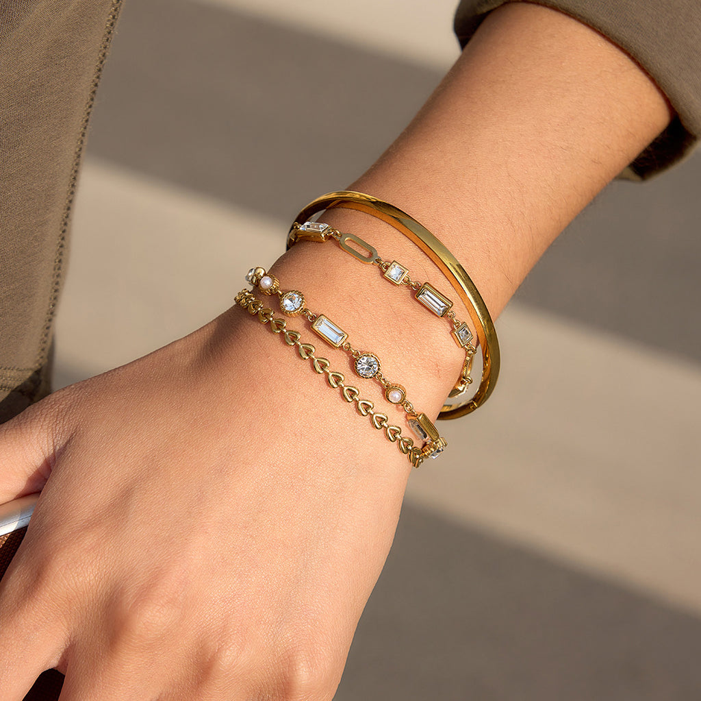 Damen Armband mit funkelnden Kristallen und verstellbarem Edelstahl-Design Shop Nory
