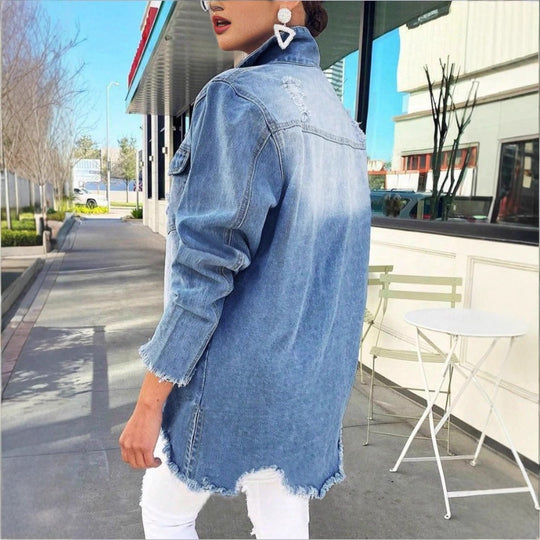Damen Oversize-Denimjacke mit Destroyed-Details, längerem Schnitt und ausgefranstem Saum Shop Nory