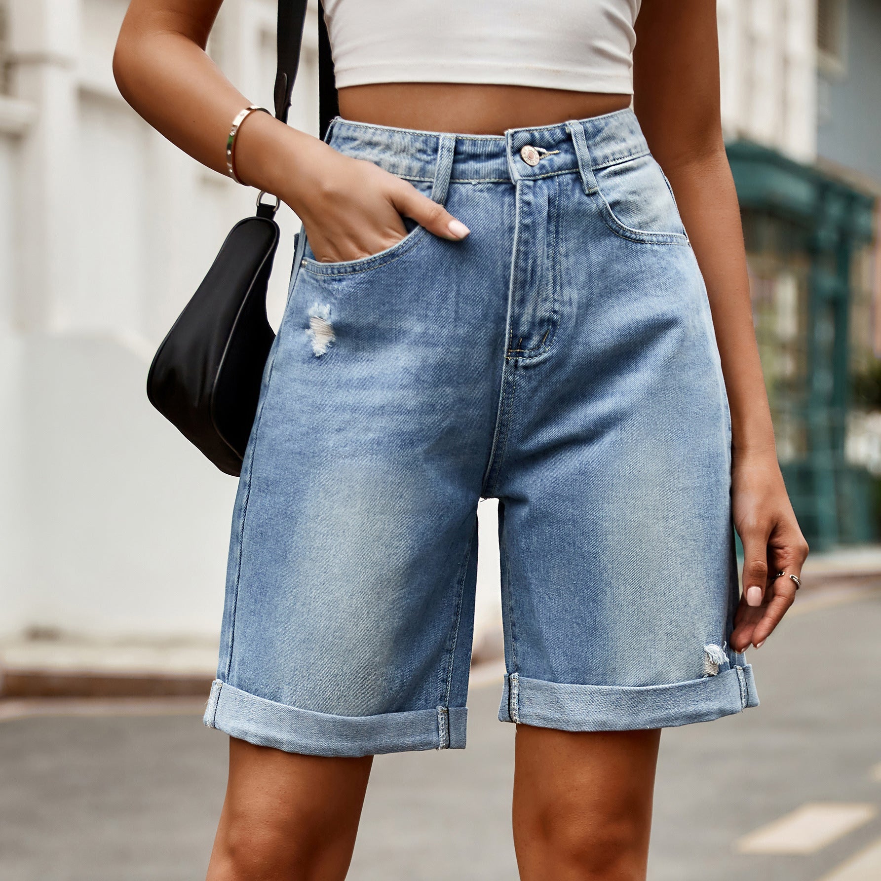 Damen entspannte Denim-Shorts mit umgeschlagenem Saum