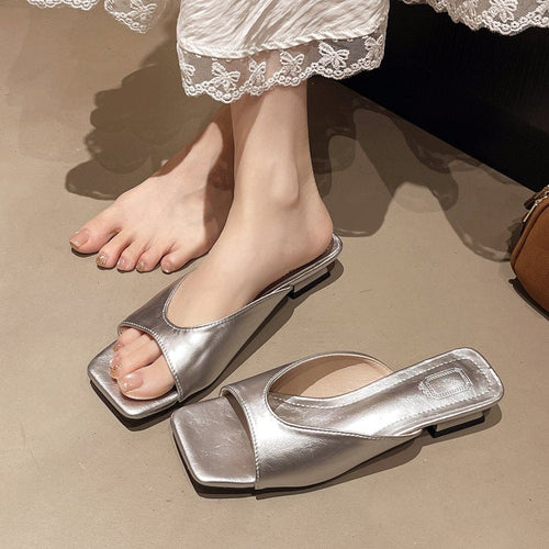 Damen offene Mules mit modernem Blockabsatz