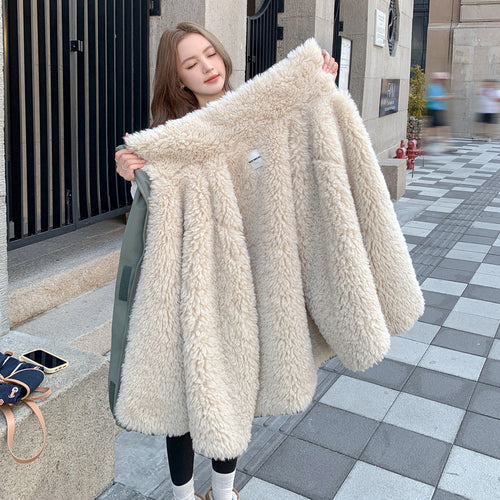 Damen nan urbaner Kurzparka mit Teddyfutter, großzügigen Pattentaschen und verdecktem Zwei-Wege-Reißverschluss Shop Nory