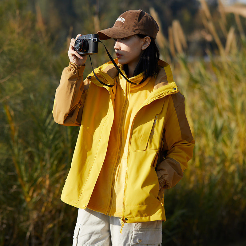 Damen zweilagige Softshell‑Outdoorjacke mit abnehmbarem Fleece‑Innenlayer und Kapuze Shop Nory